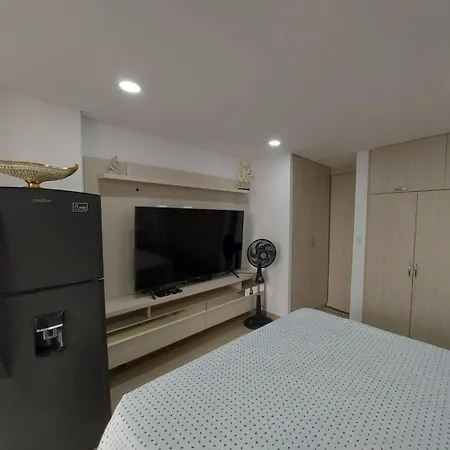 Apartamento Al Frente Del Mar *